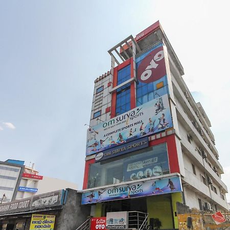 Hotel O Sri Harsha Residency Near Jntu Metro Haidarábád Kültér fotó
