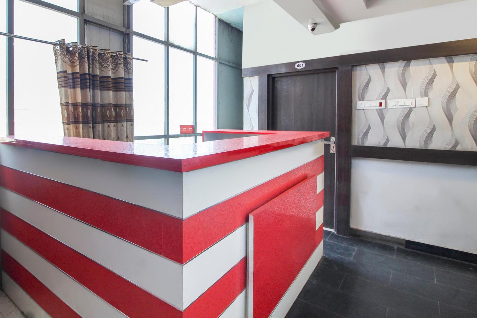 Hotel O Sri Harsha Residency Near Jntu Metro Haidarábád Kültér fotó