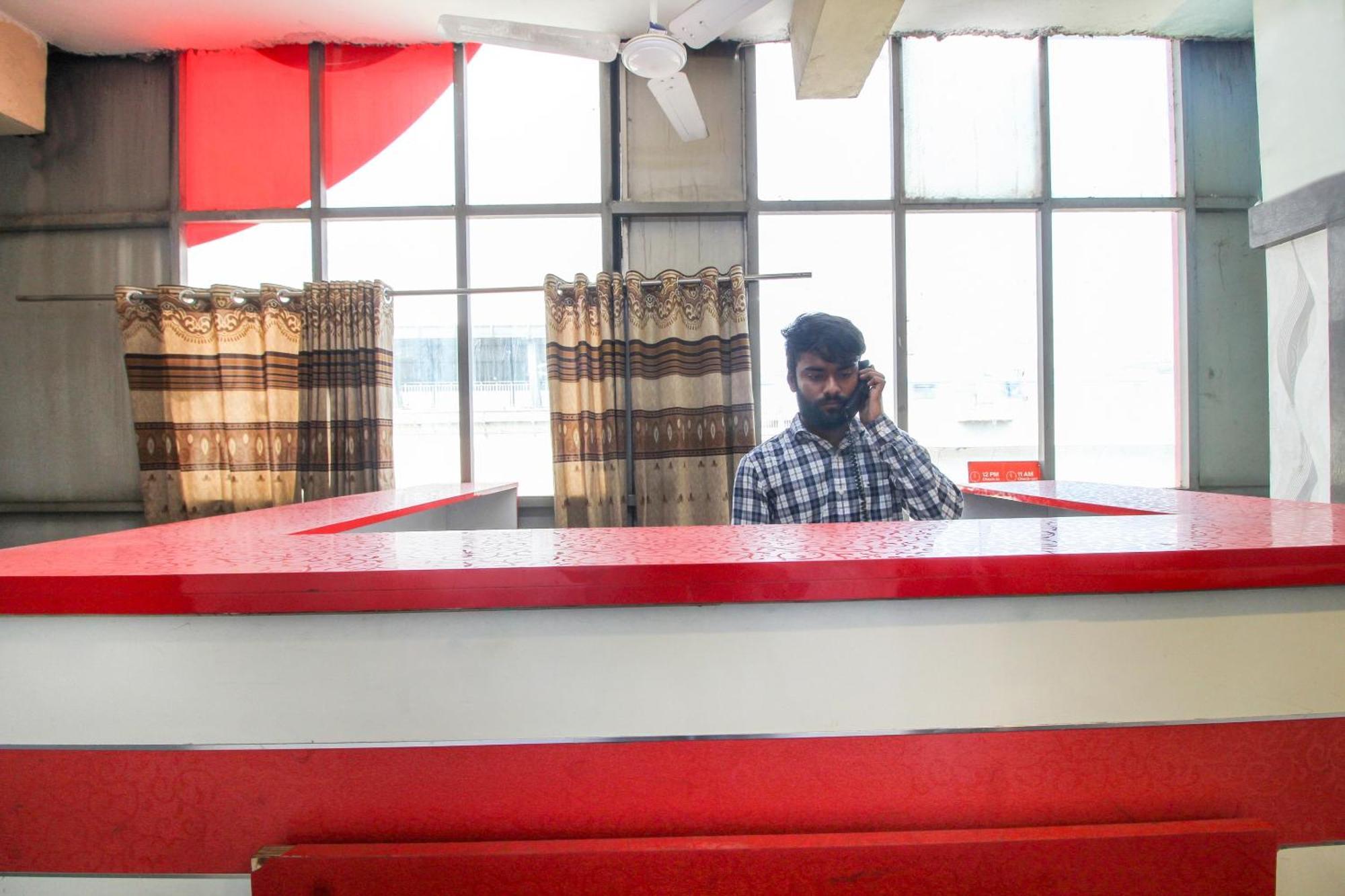 Hotel O Sri Harsha Residency Near Jntu Metro Haidarábád Kültér fotó