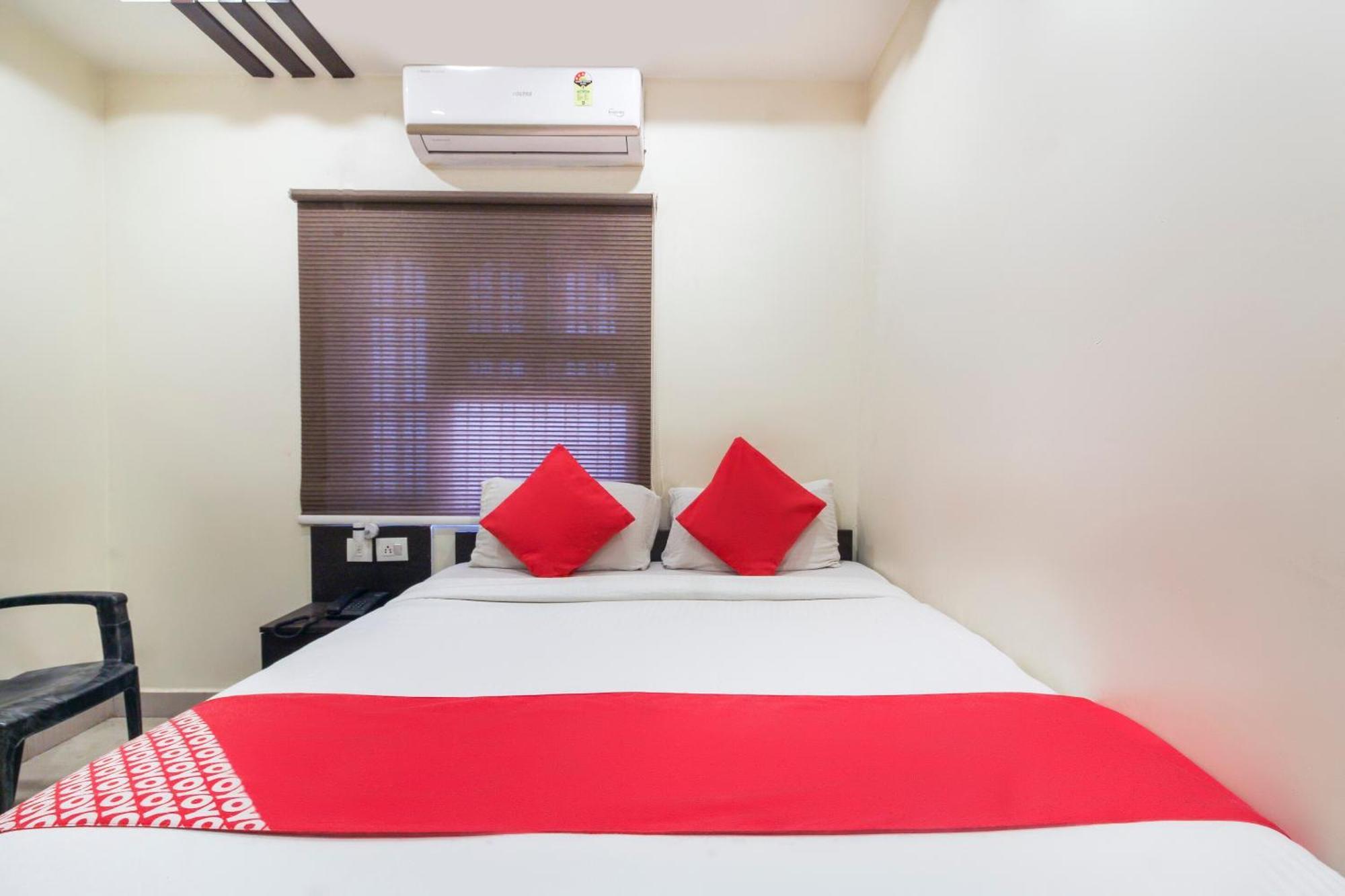 Hotel O Sri Harsha Residency Near Jntu Metro Haidarábád Kültér fotó