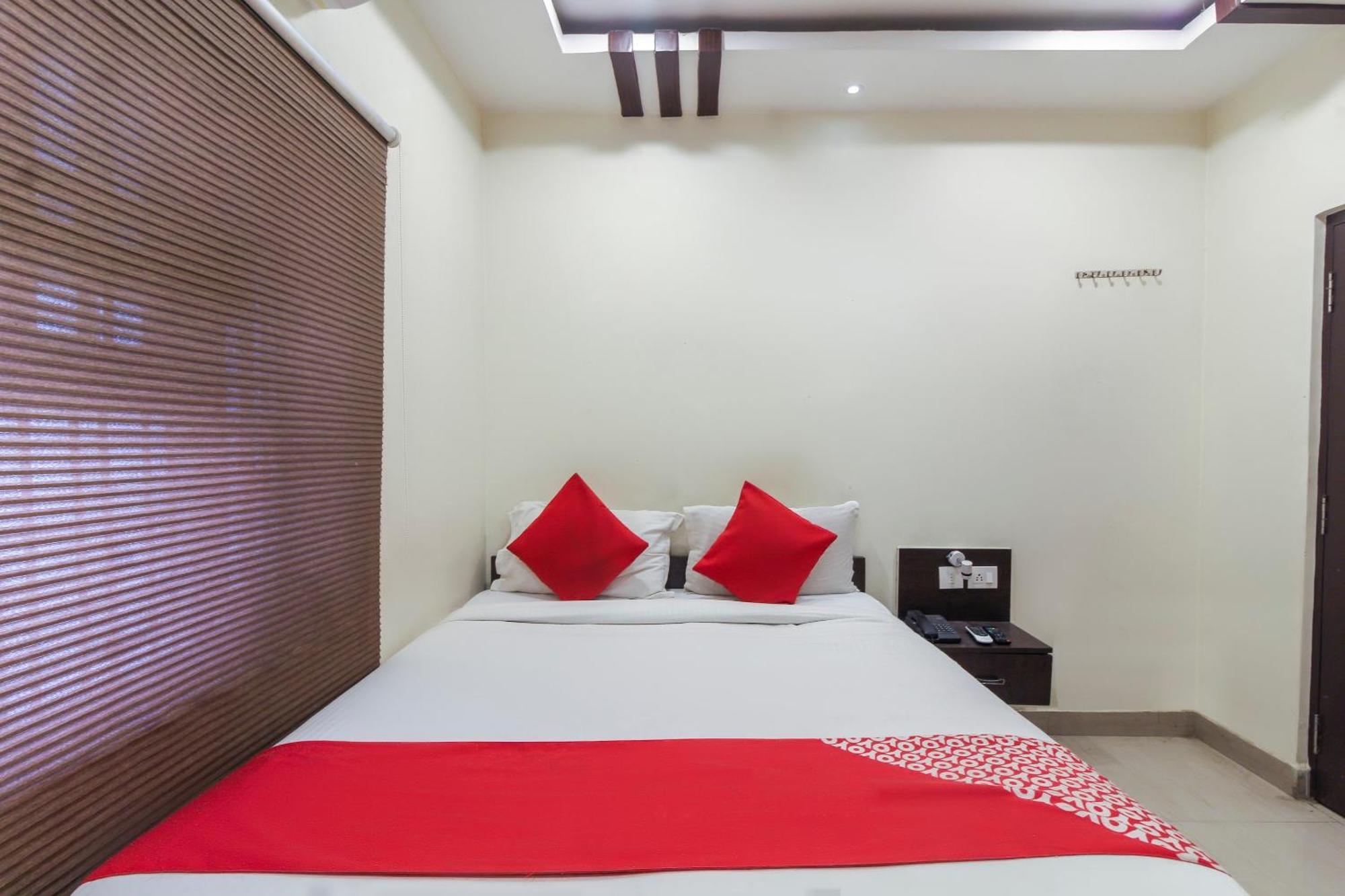 Hotel O Sri Harsha Residency Near Jntu Metro Haidarábád Kültér fotó